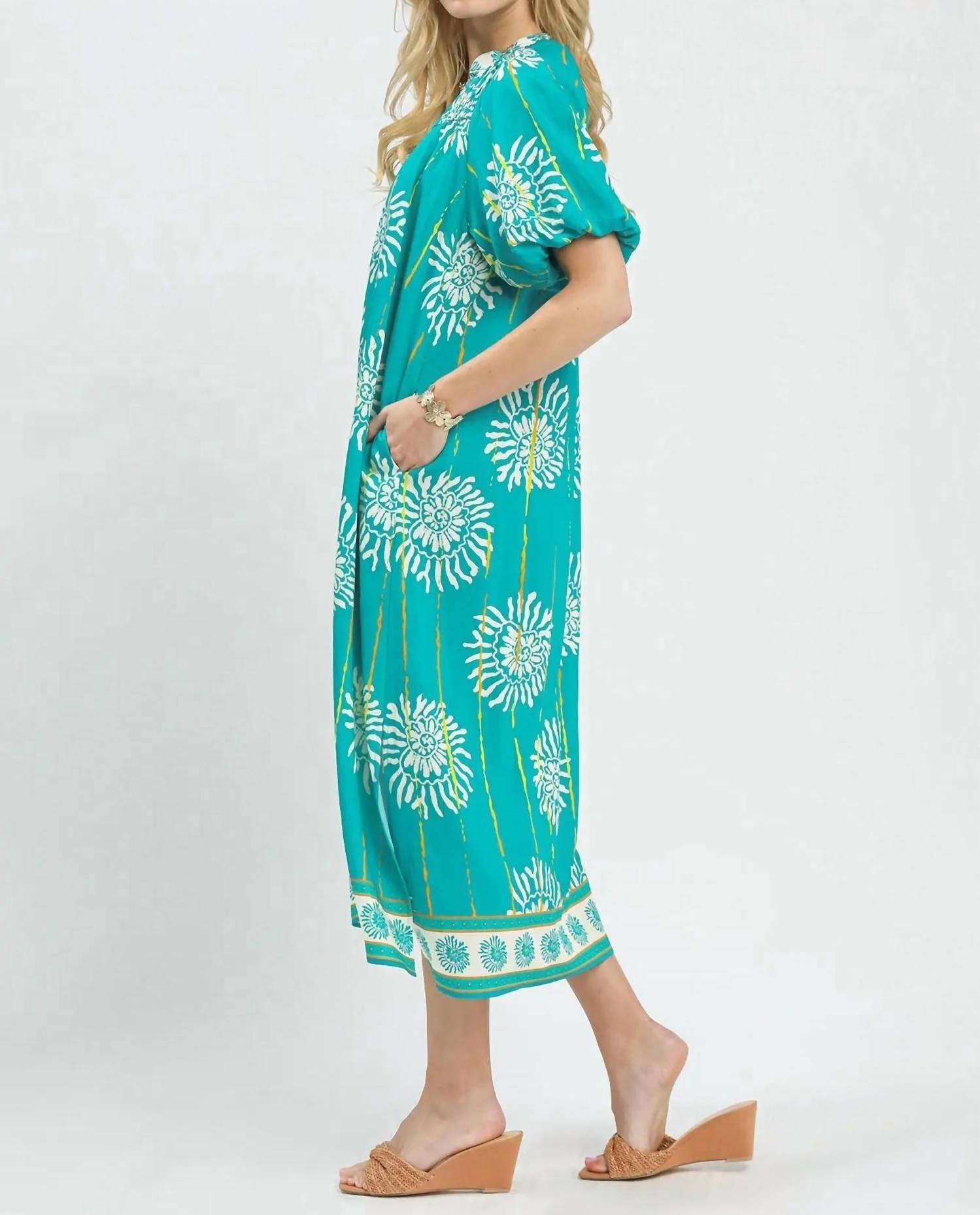 Umgee - Collar Smocked V Neck Midi Dress