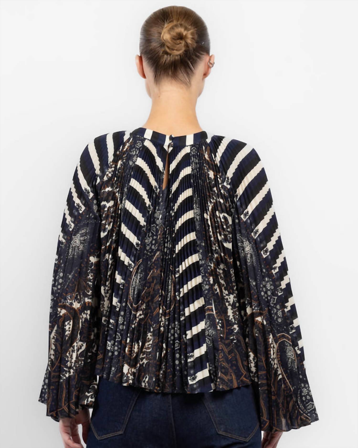 Ulla Johnson - Ella Pleated Bell Long Sleeve Blouse