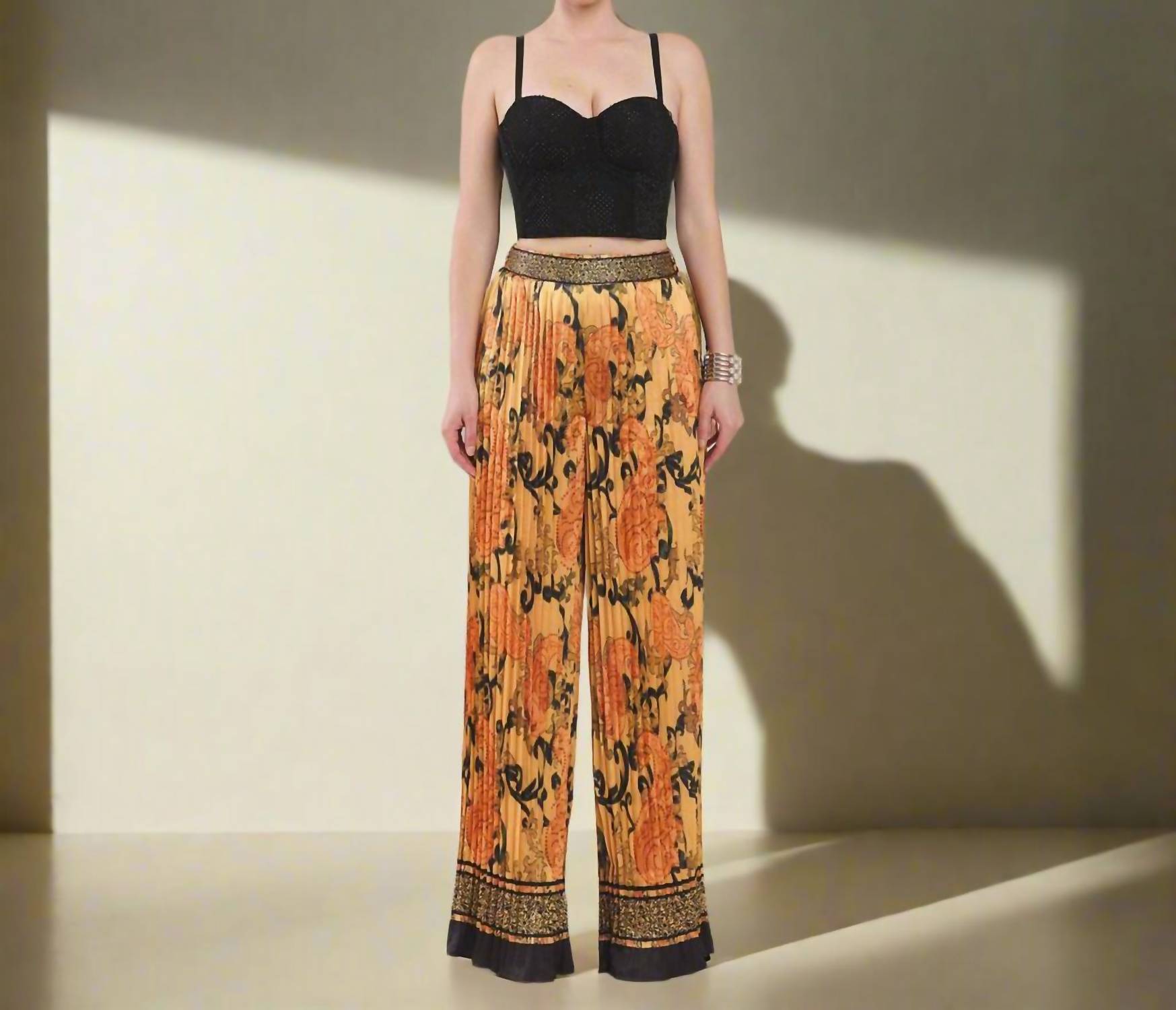 The Sang - Pleated Palazzo Pants