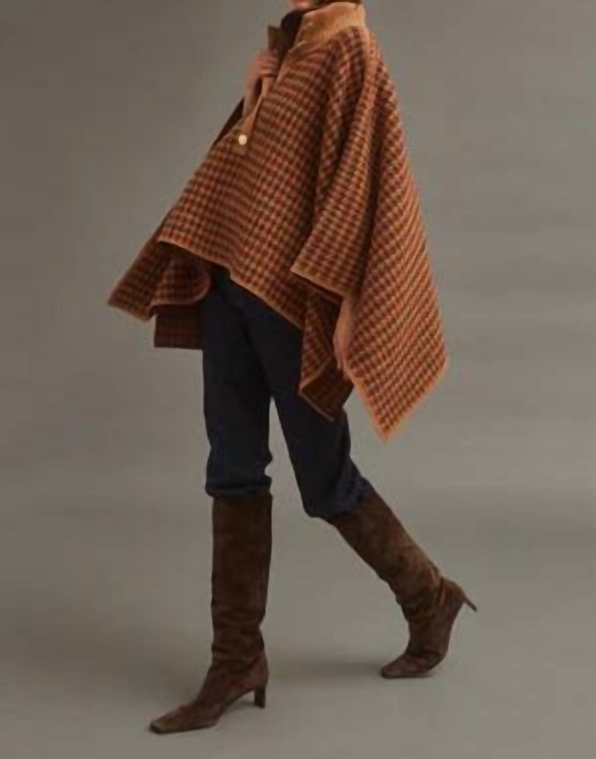 Cara Cara - Pagoda Jacquard Cape
