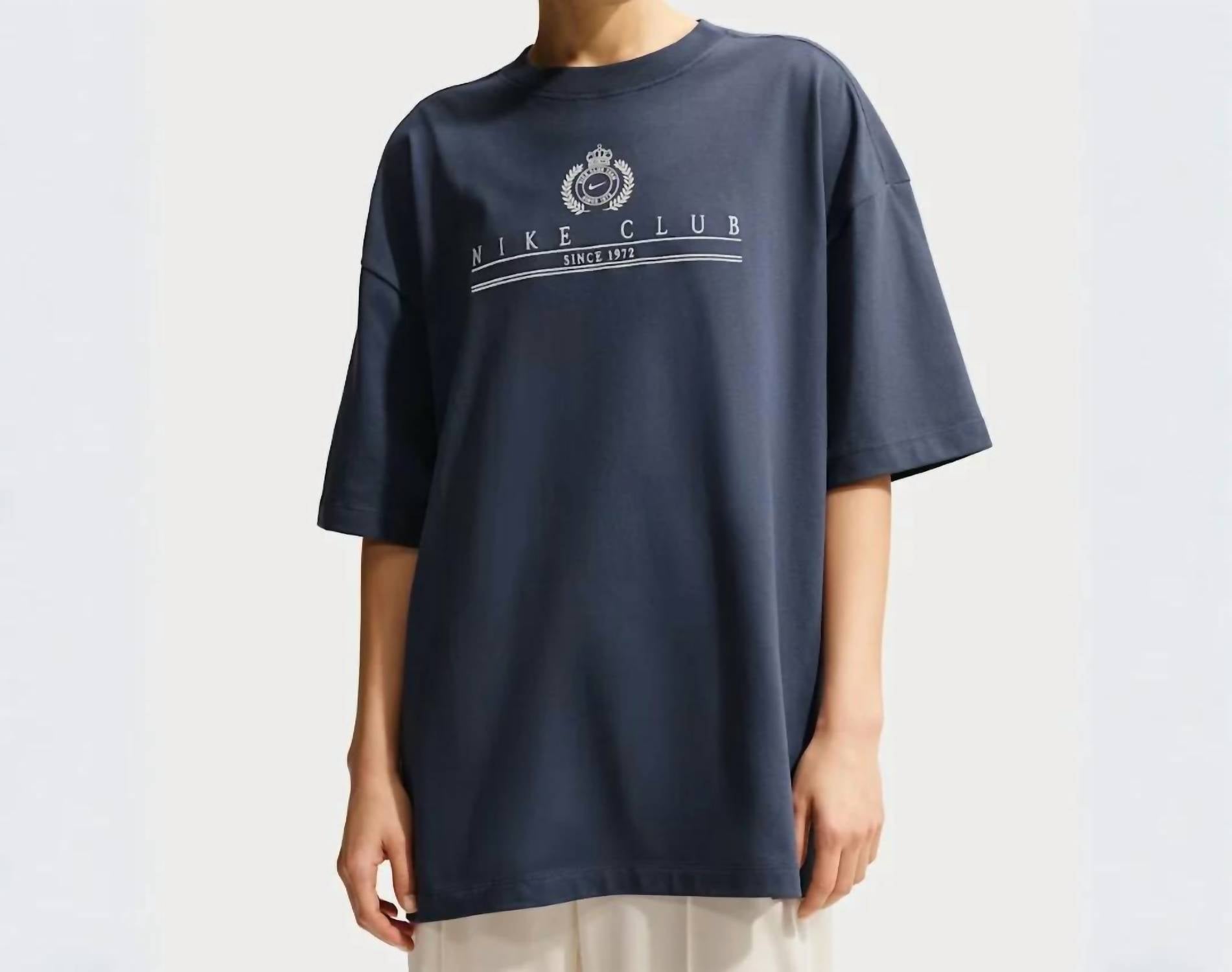 Nike - Club Crewneck Tee