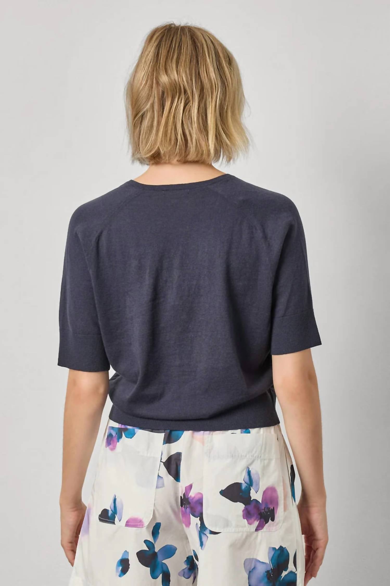 Lilla P - V-neck Saddle Sleeve Sweater