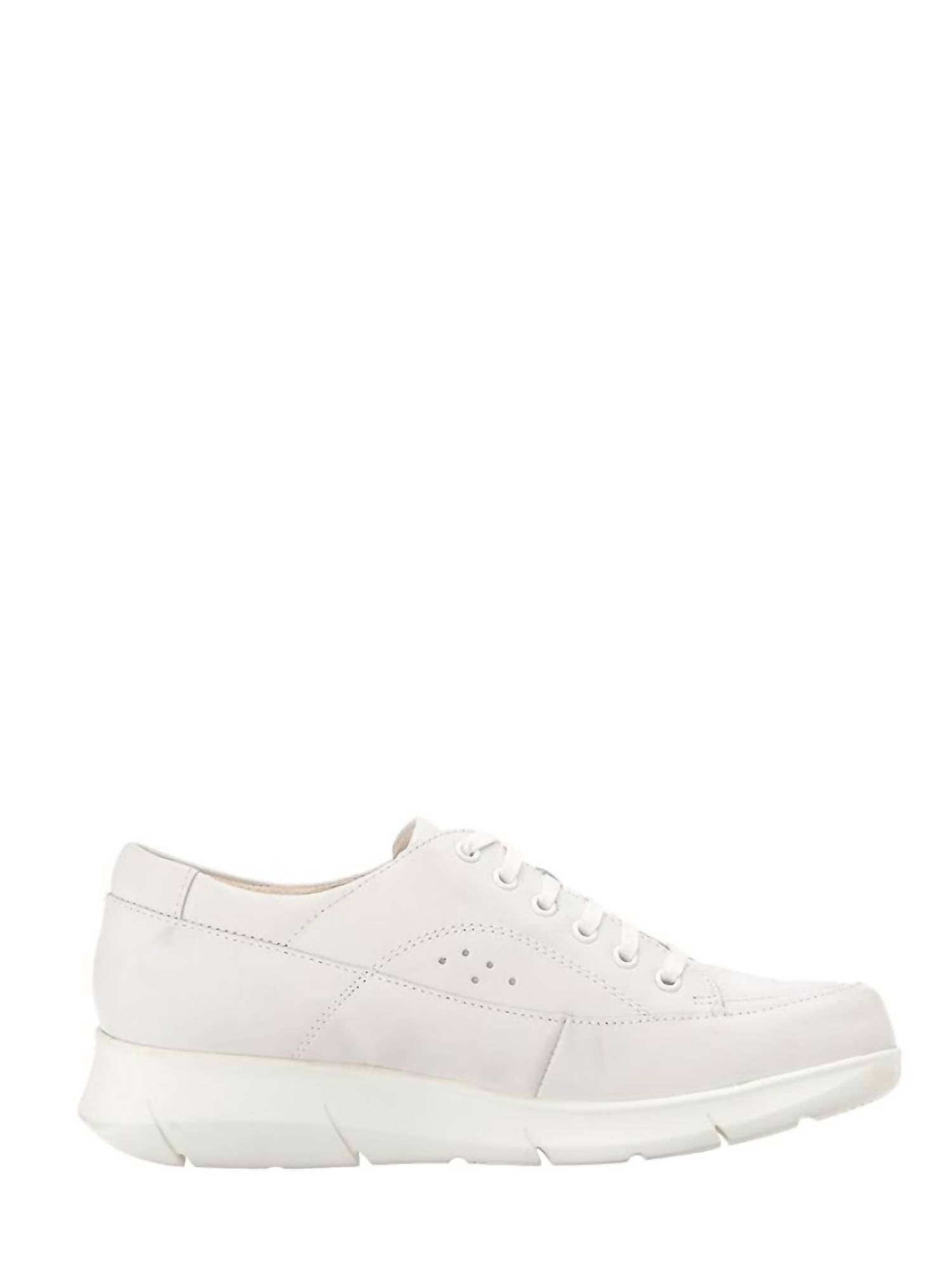 Hush Puppies - Women's Dasher Mardie Oxford - Medium Width