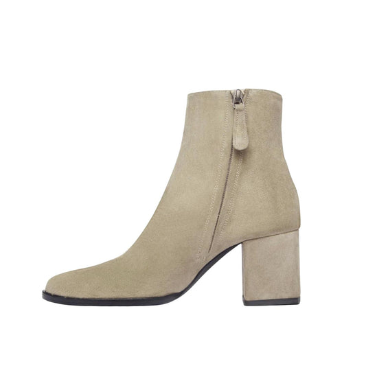 Freda Salvador - Women's Cyrus Boot