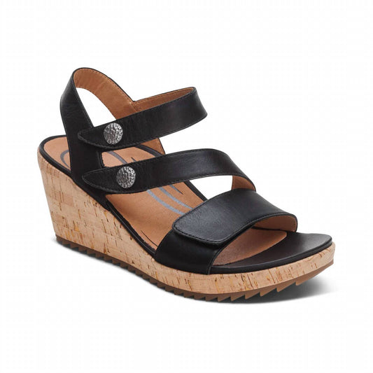 Aetrex - Women's Madelyn Wedge Sandal