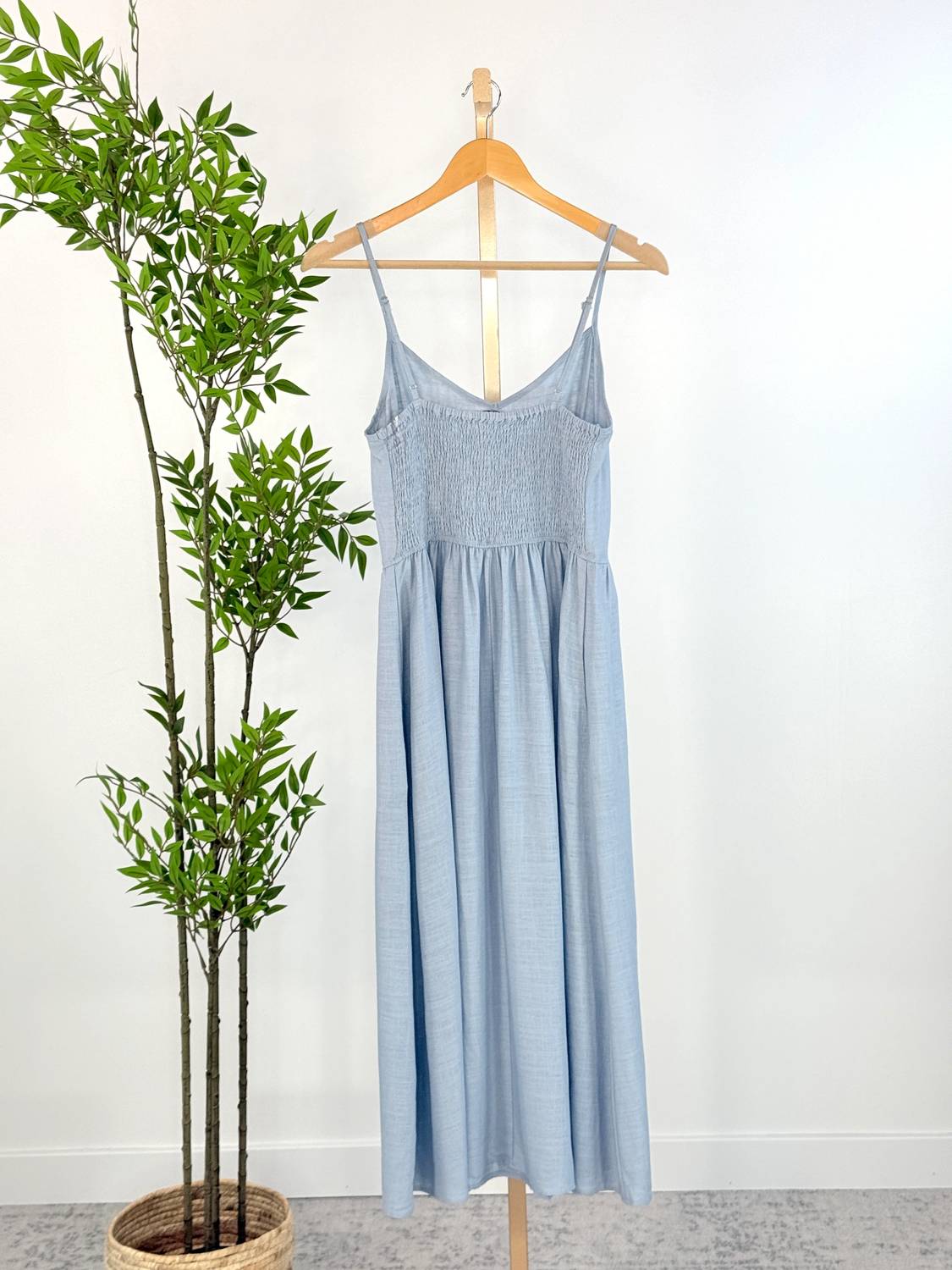 Dex Clothing - Women's Smocked Midi Dress