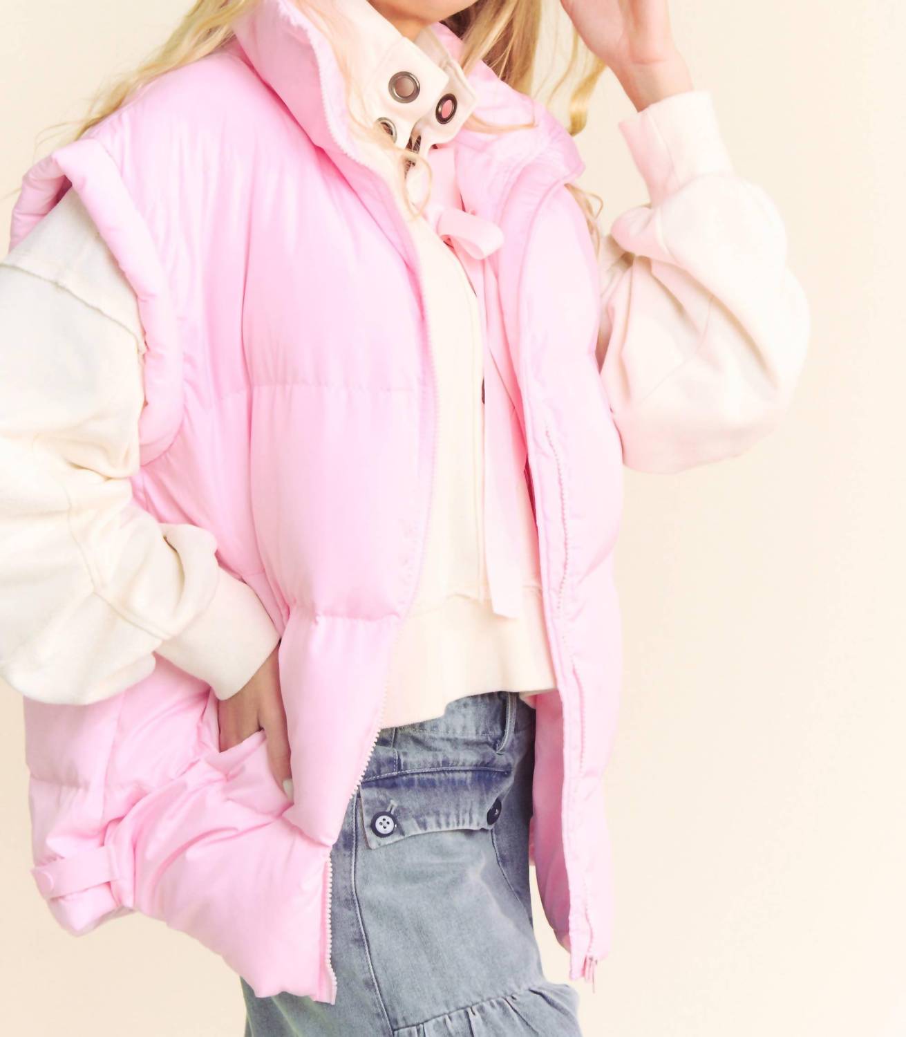 Davi & Dani - Solid Sleeveless Zipper Puffer Jacket Vest - Plus