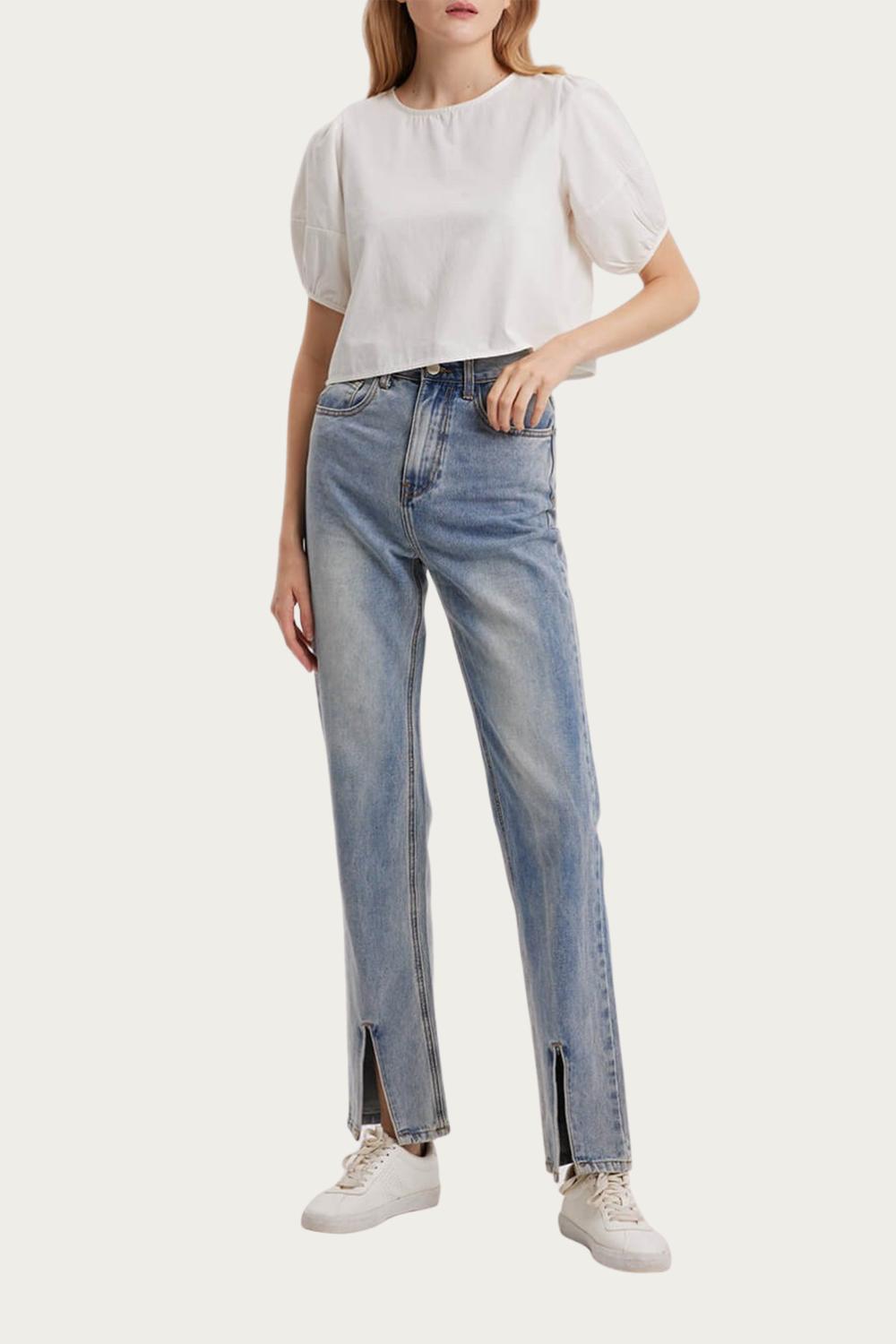 HIGH-RISE SPLIT HEM JEANS