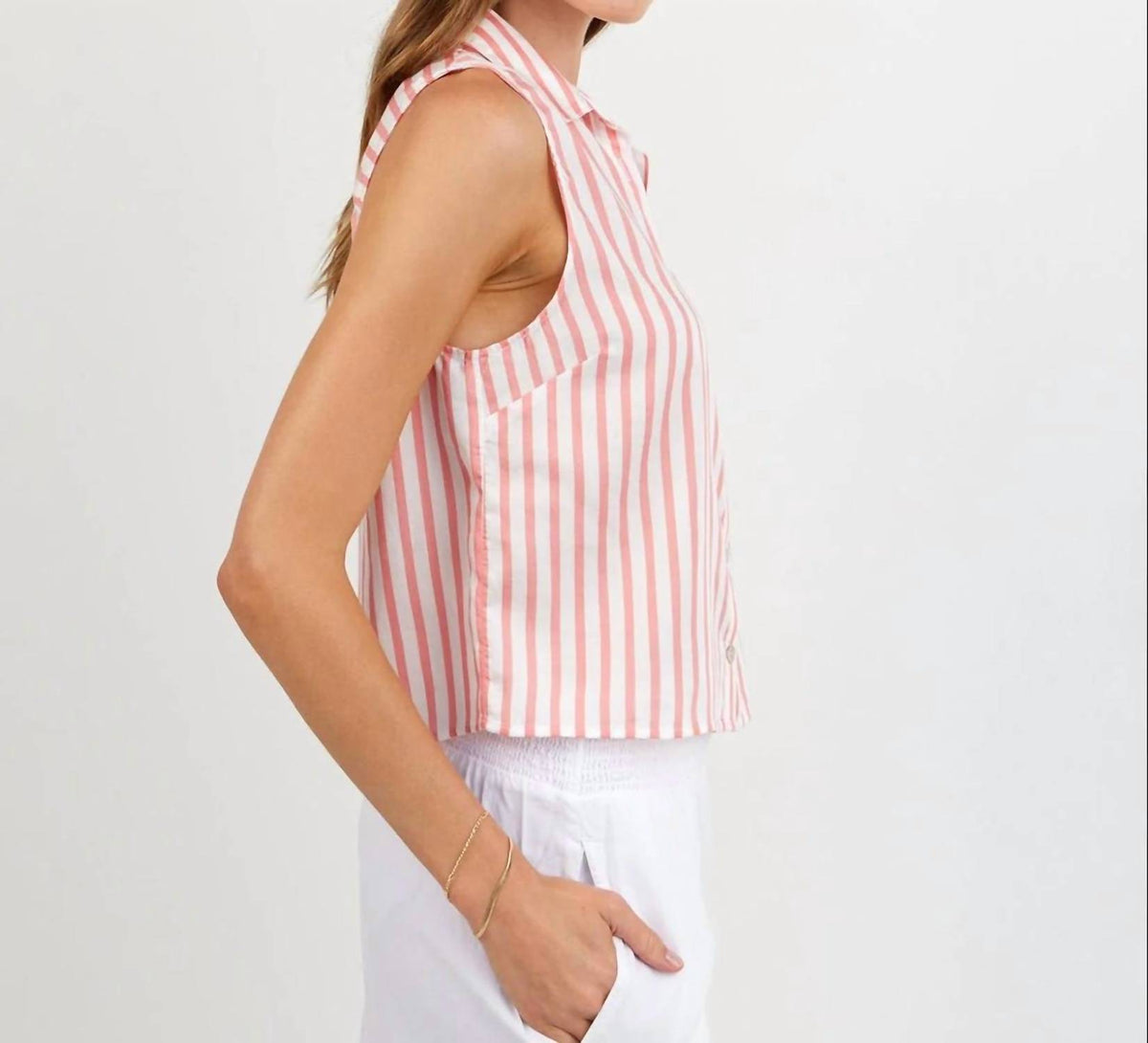Bella Dahl - Clean Sleeveless Button Down Top