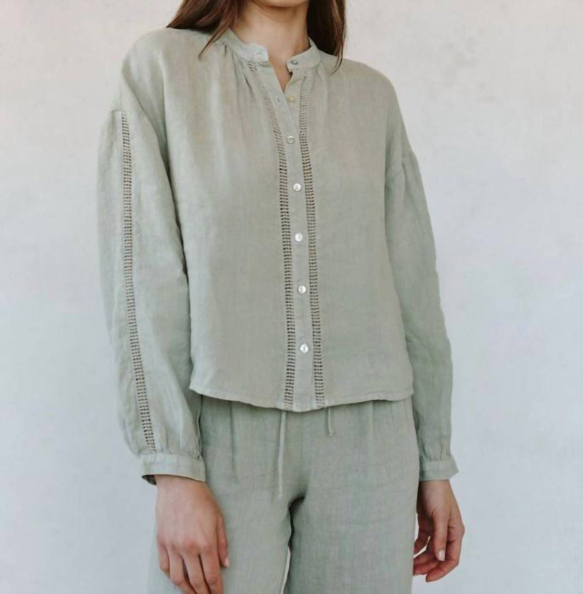 Bella Dahl - Mandarin Collar Trimmed Button Down