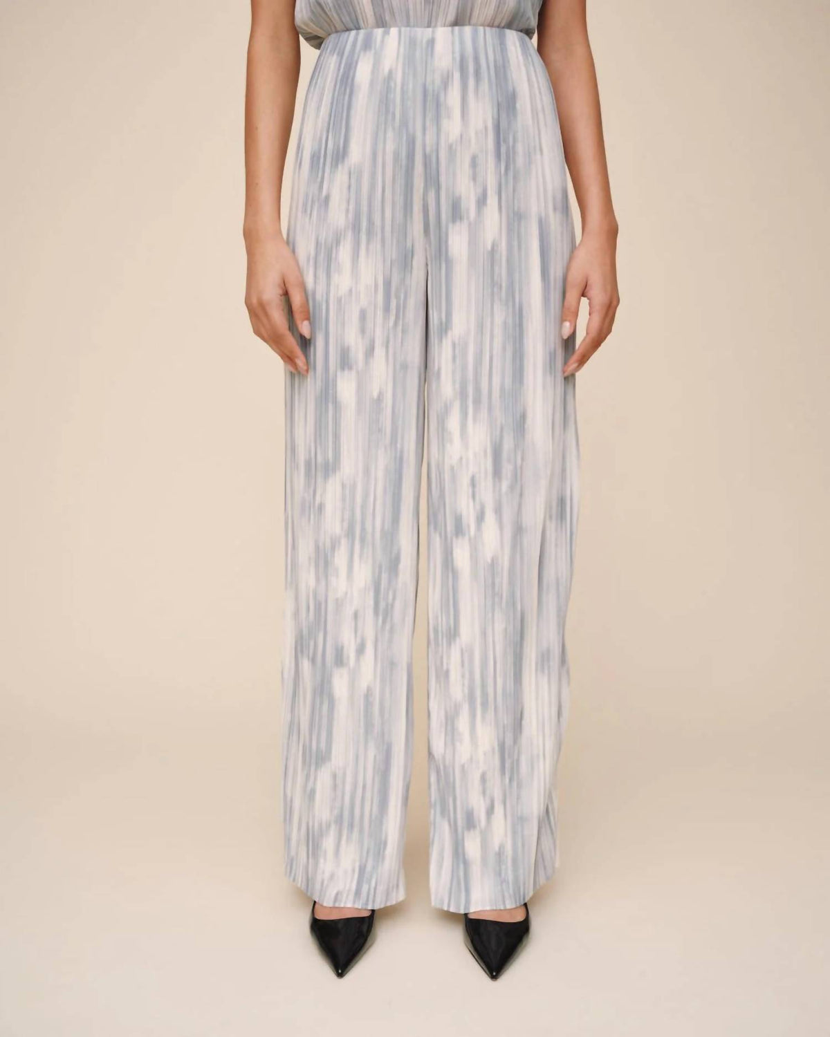 Bella Dahl - Pleated Pull On Pant