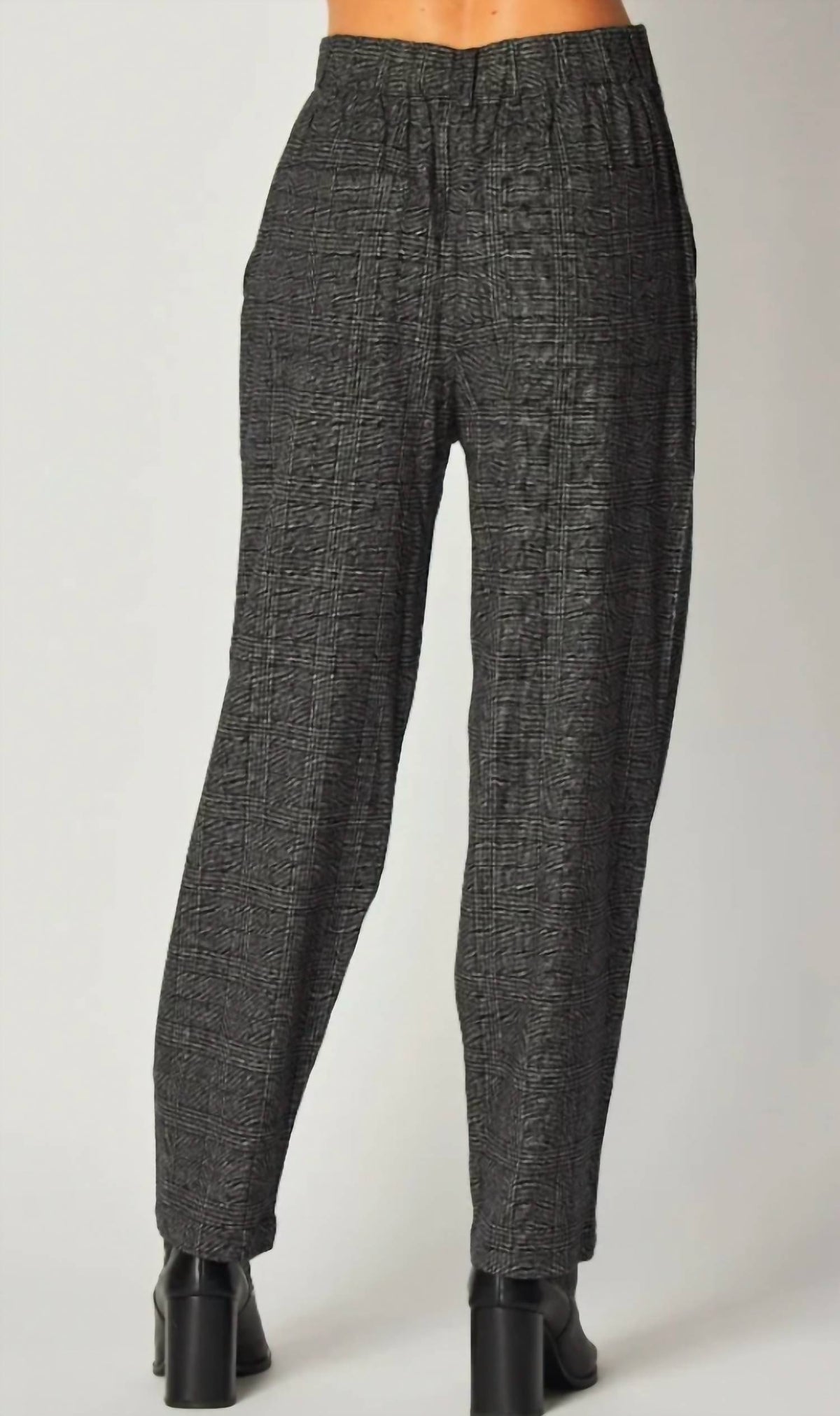 Bella Dahl - RELAXED PLEAT FRONT TROUSER