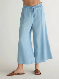 Bella Dahl - Ruffle Waist Wide Leg Crop Pants - ankle - blue - clothing