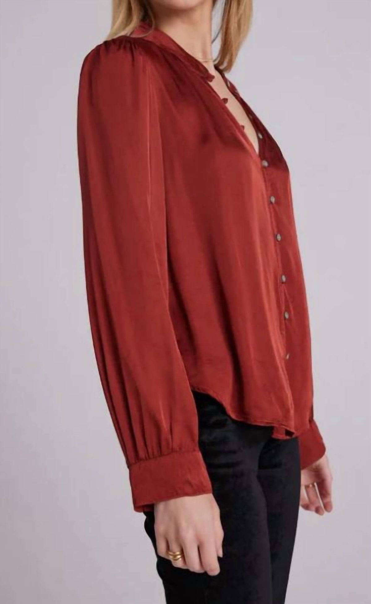 Bella Dahl - SHIRRED BUTTON UP BLOUSE