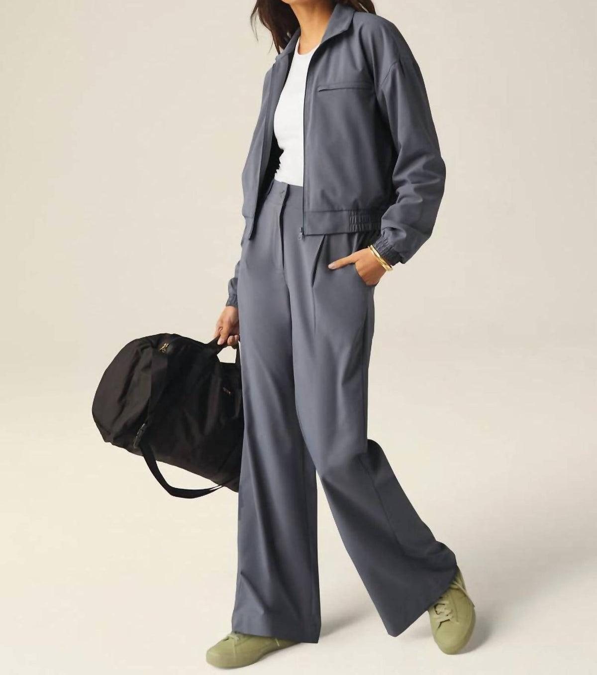 Beyond Yoga - Status Pocket Sleeve Cropped Jacket