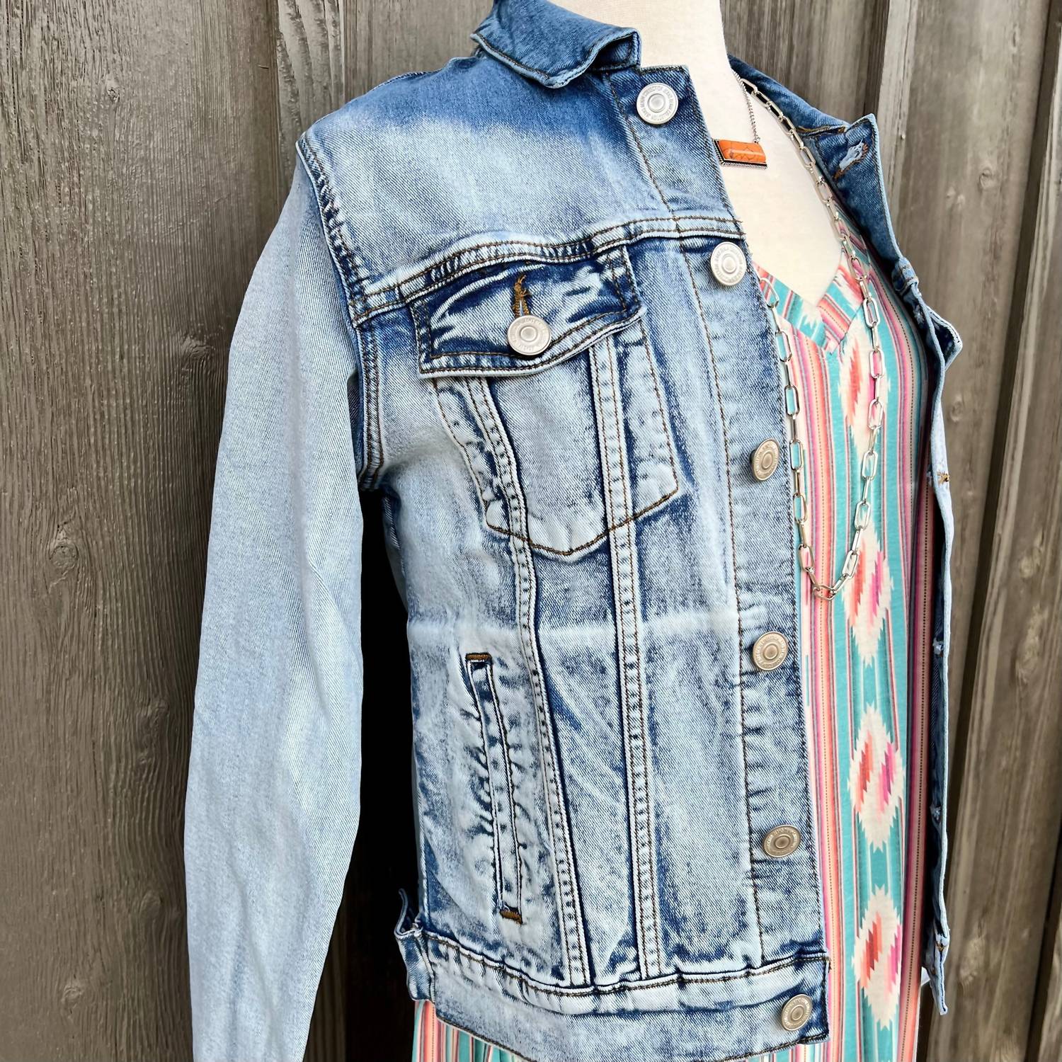 Litz La - Women's Vintage Denim Jacket