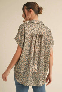 Jodifl - Leopard Collared Button Up Top