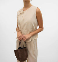 Vero Moda - Fea Tie-front Top