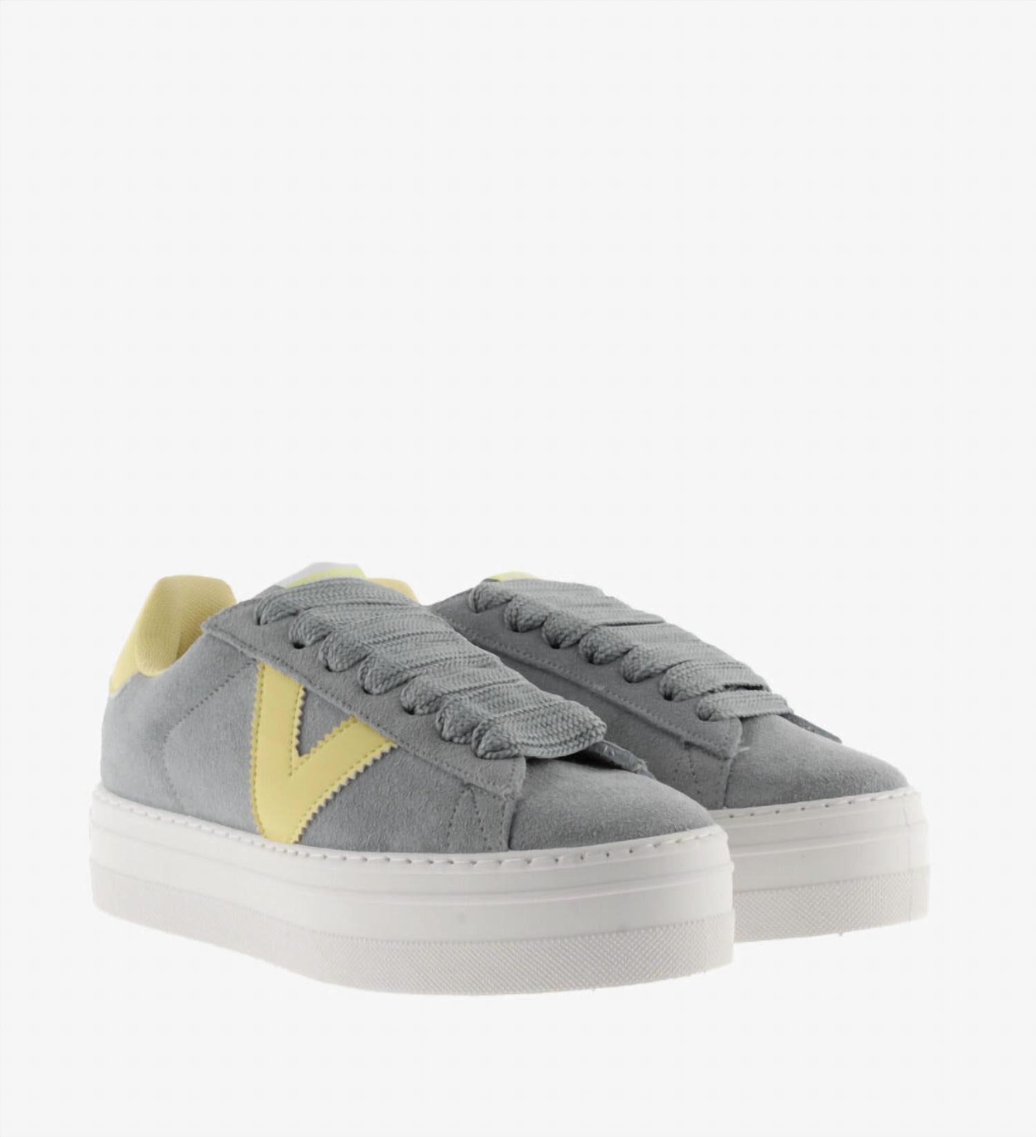 Victoria - Women's Barcelona Platform Shoes