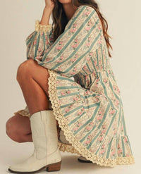 Lovlov - French Style Floral Smocked Lace Dress