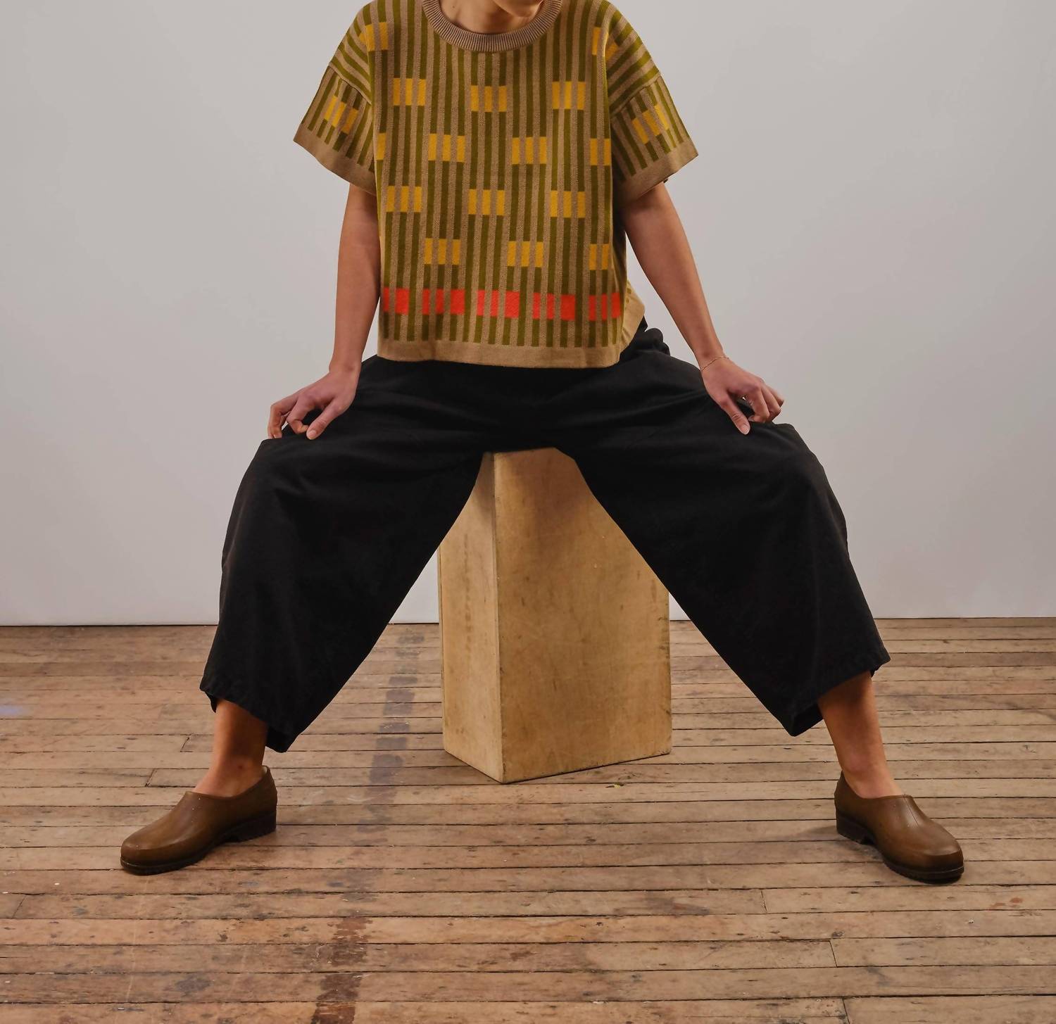 The Endery - Bauhaus Short Sleeve Sweater Tee