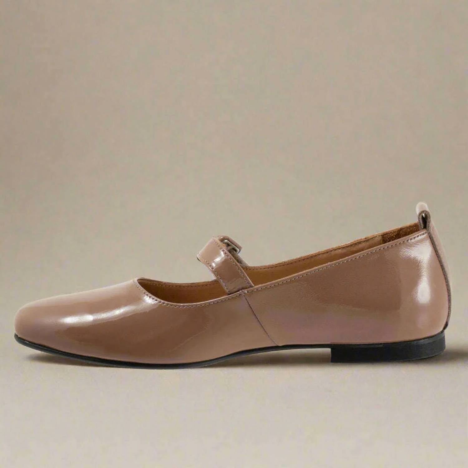 Bueno - Women's Eliana Mary Jane Flat Shoes