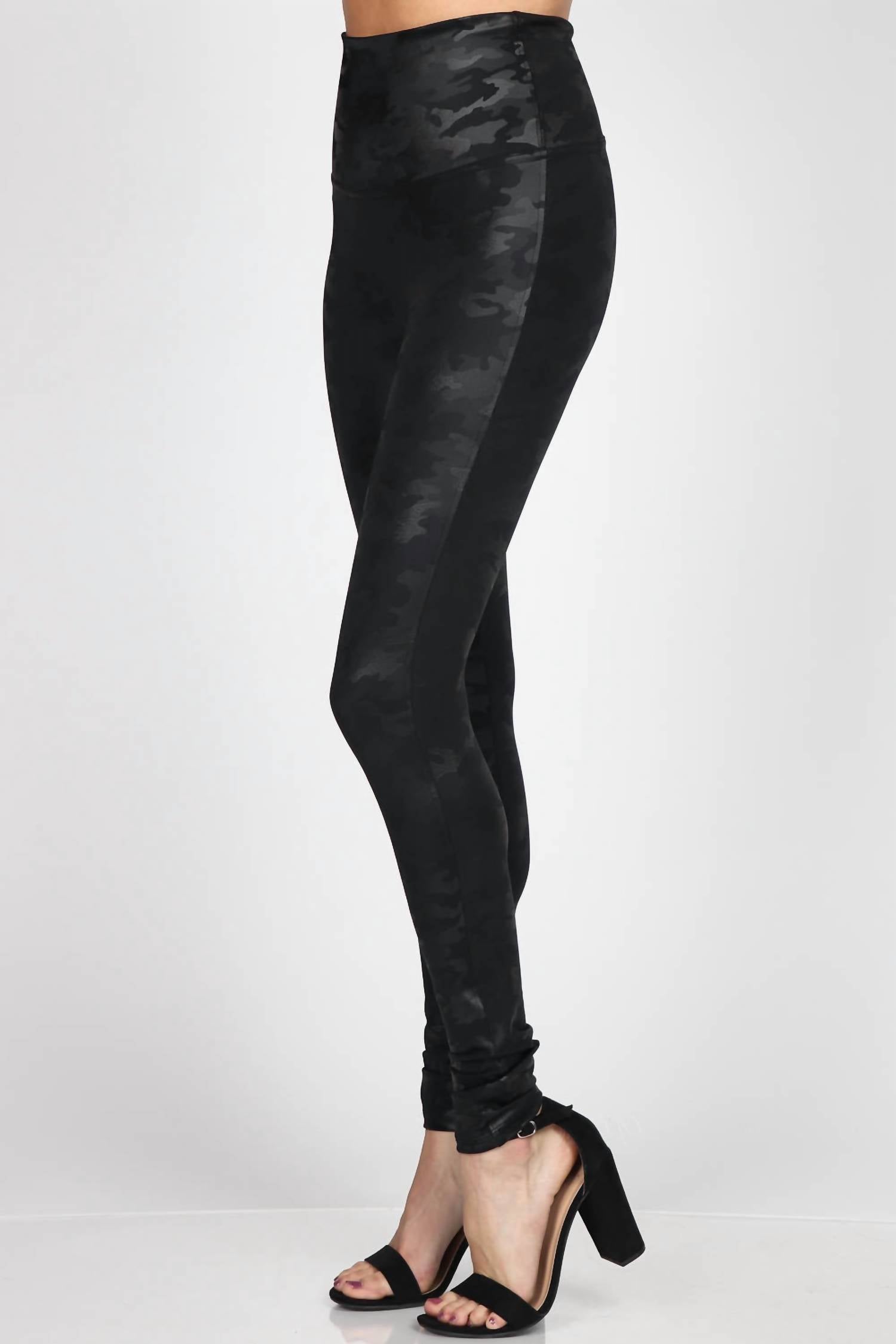 M.Rena - Women's Camo Print Leatherette Legging