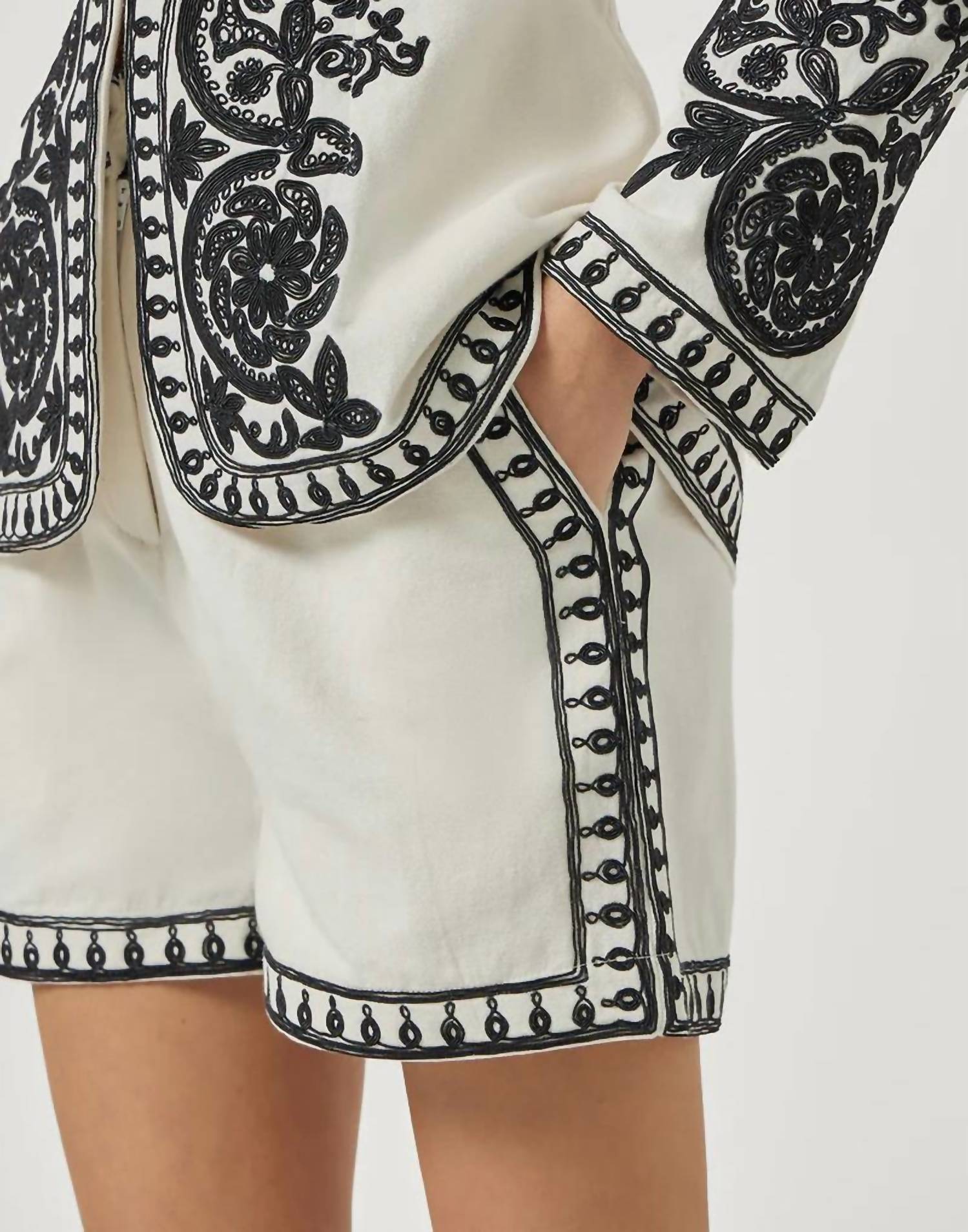 Scarlett Poppies - Zaria Embroidery Shorts