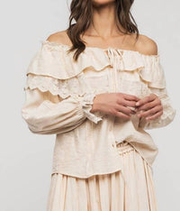 Urban Daizy - Off Shoulder Boho Lace Blouse