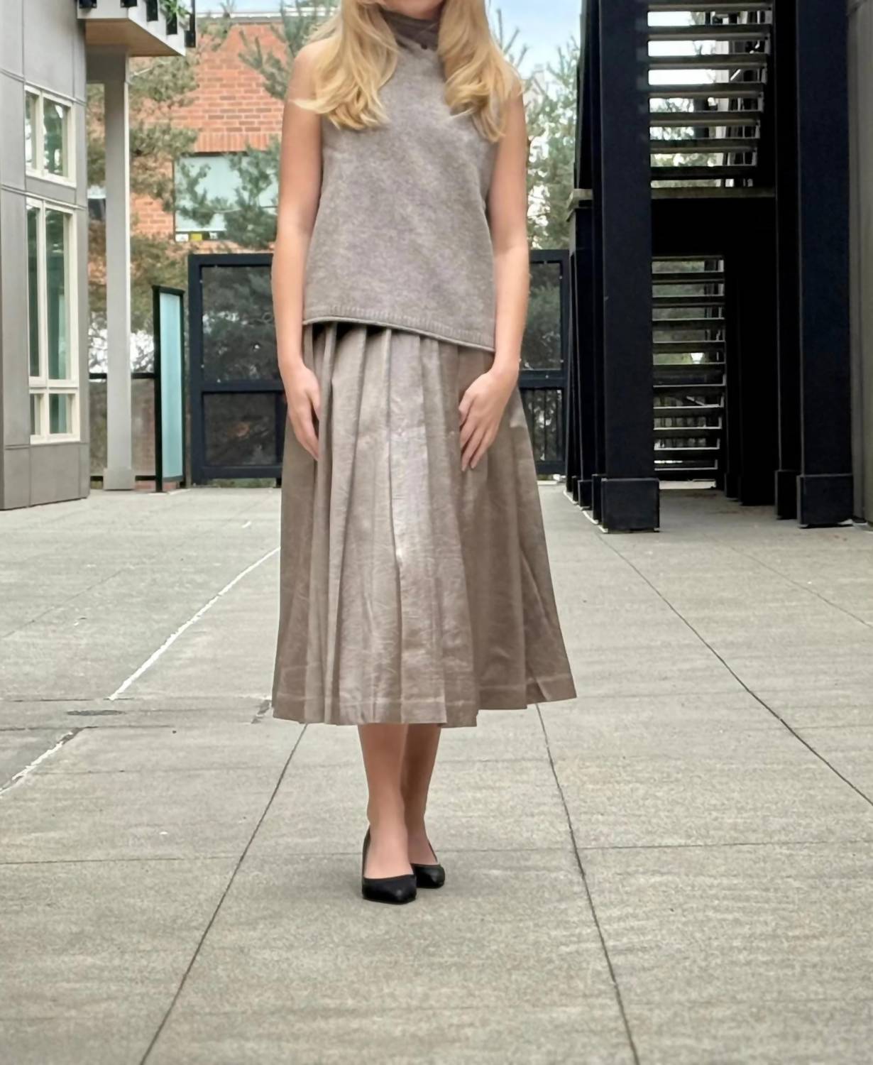 Elle Grey - Taylor Pleated Skirt
