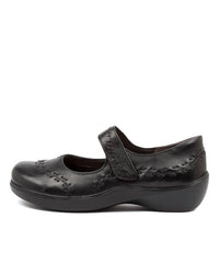 Ziera Women's Gummibear Shoe - Extra Wide in black leather - women's flats - detail view