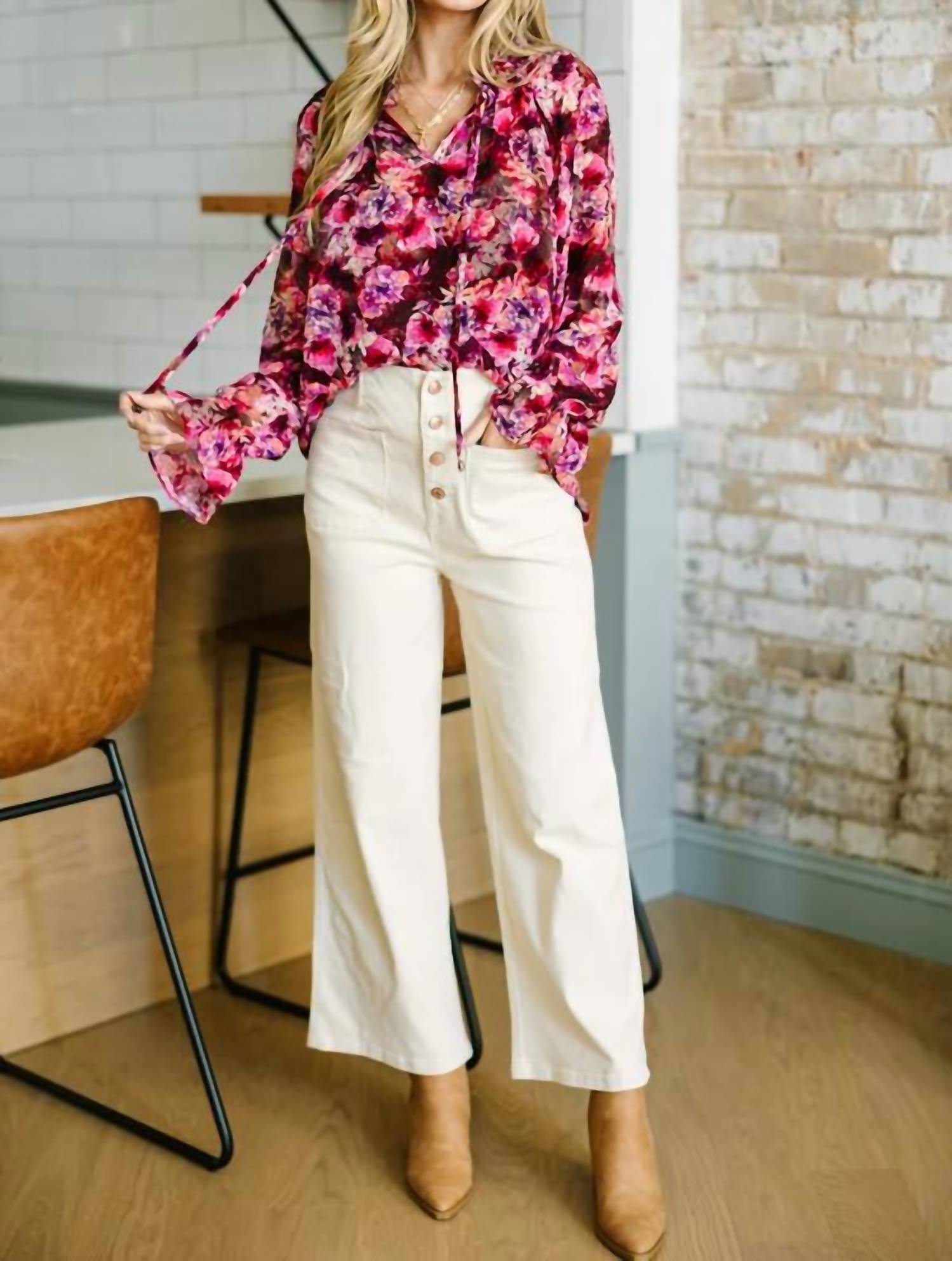 Entro - Open Your Eyes Floral Blouse