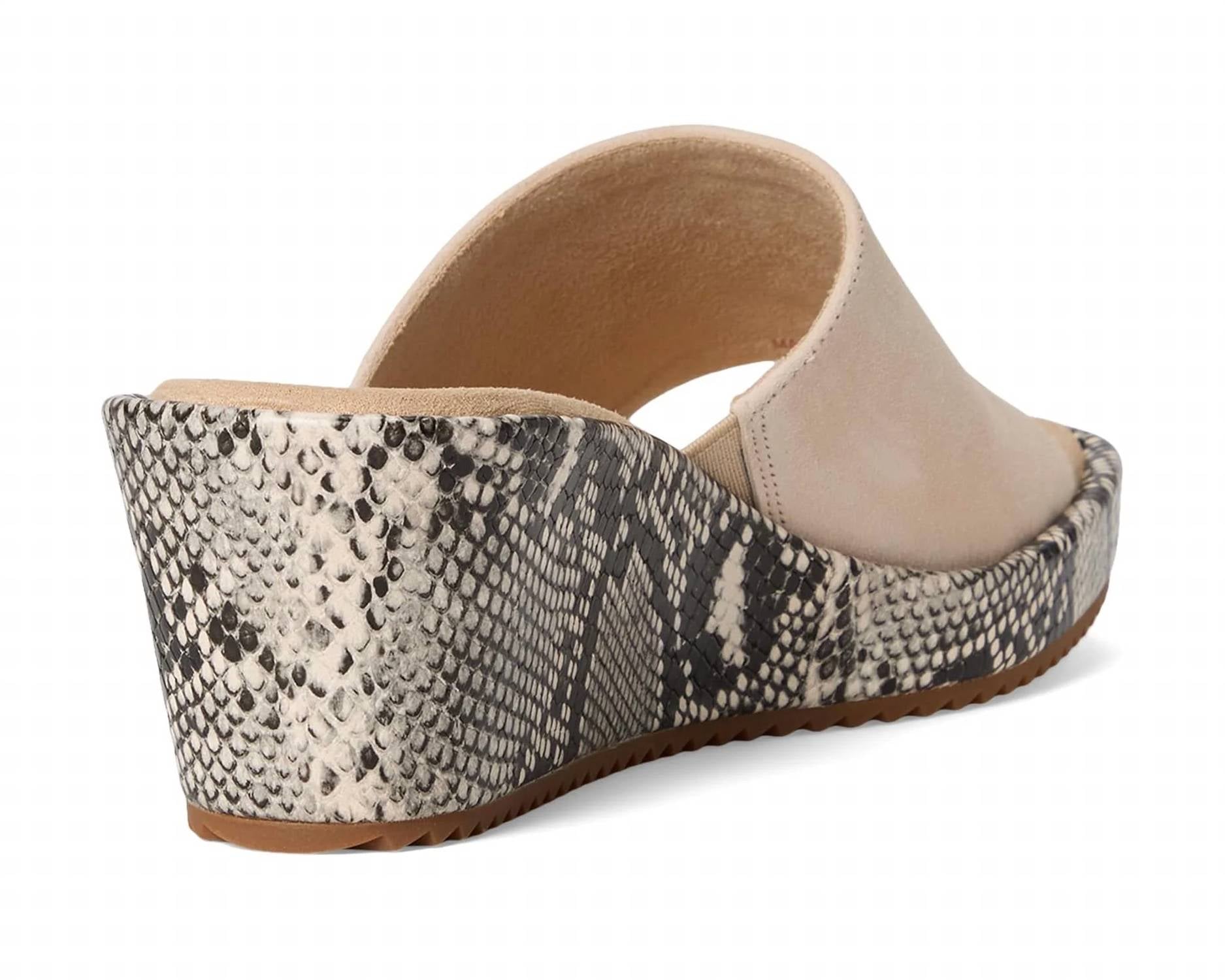 Vaneli - Women's Calla Sandal