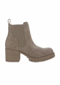 Mia Shoes - Women's Jonna Round Toe Chelsea Casual Boots