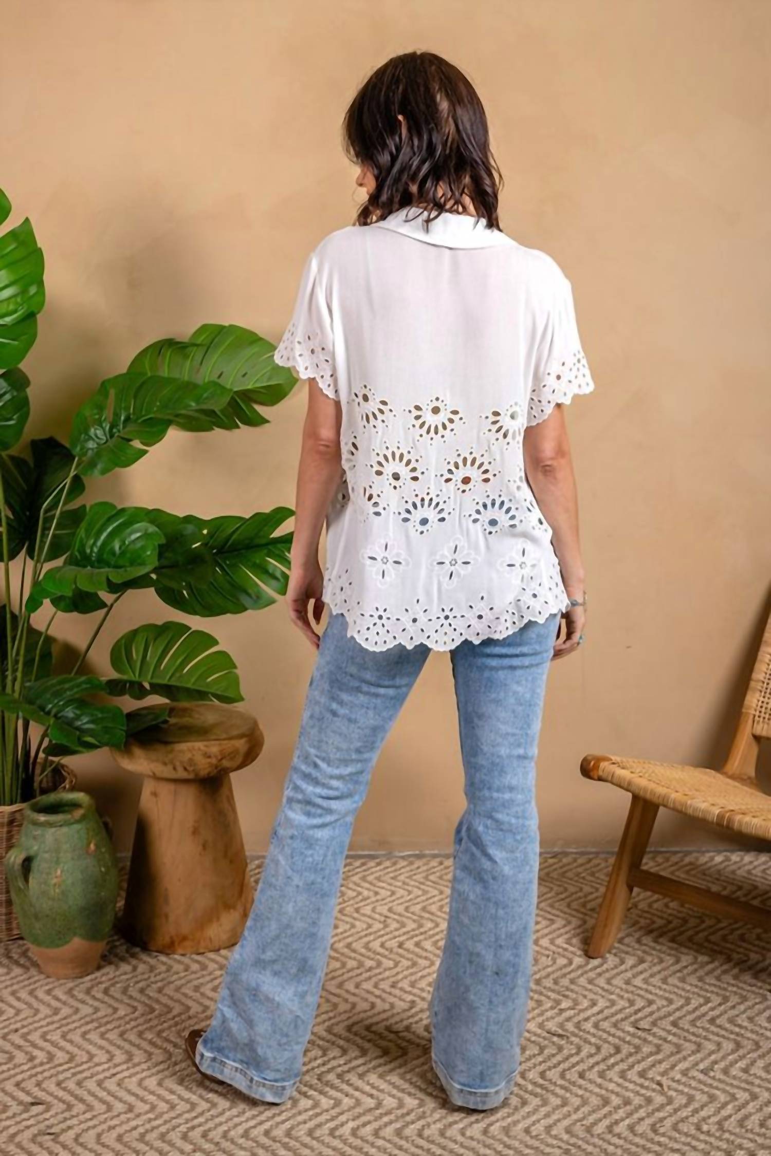 Paparazzi - Woven Crepe Eyelet Short Sleeve Camp Shirt