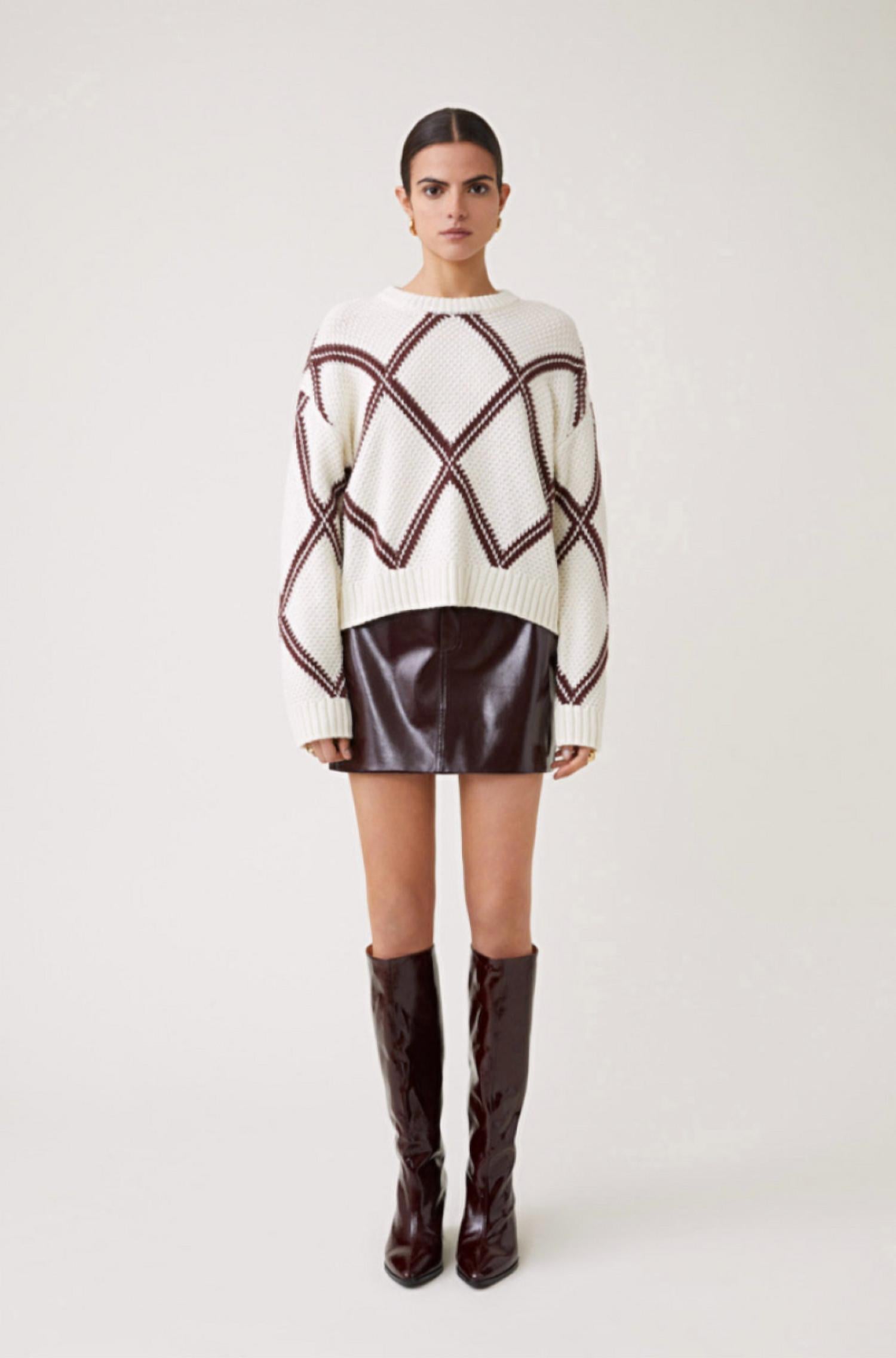 Suncoo - Precha Diamond Pattern Sweater