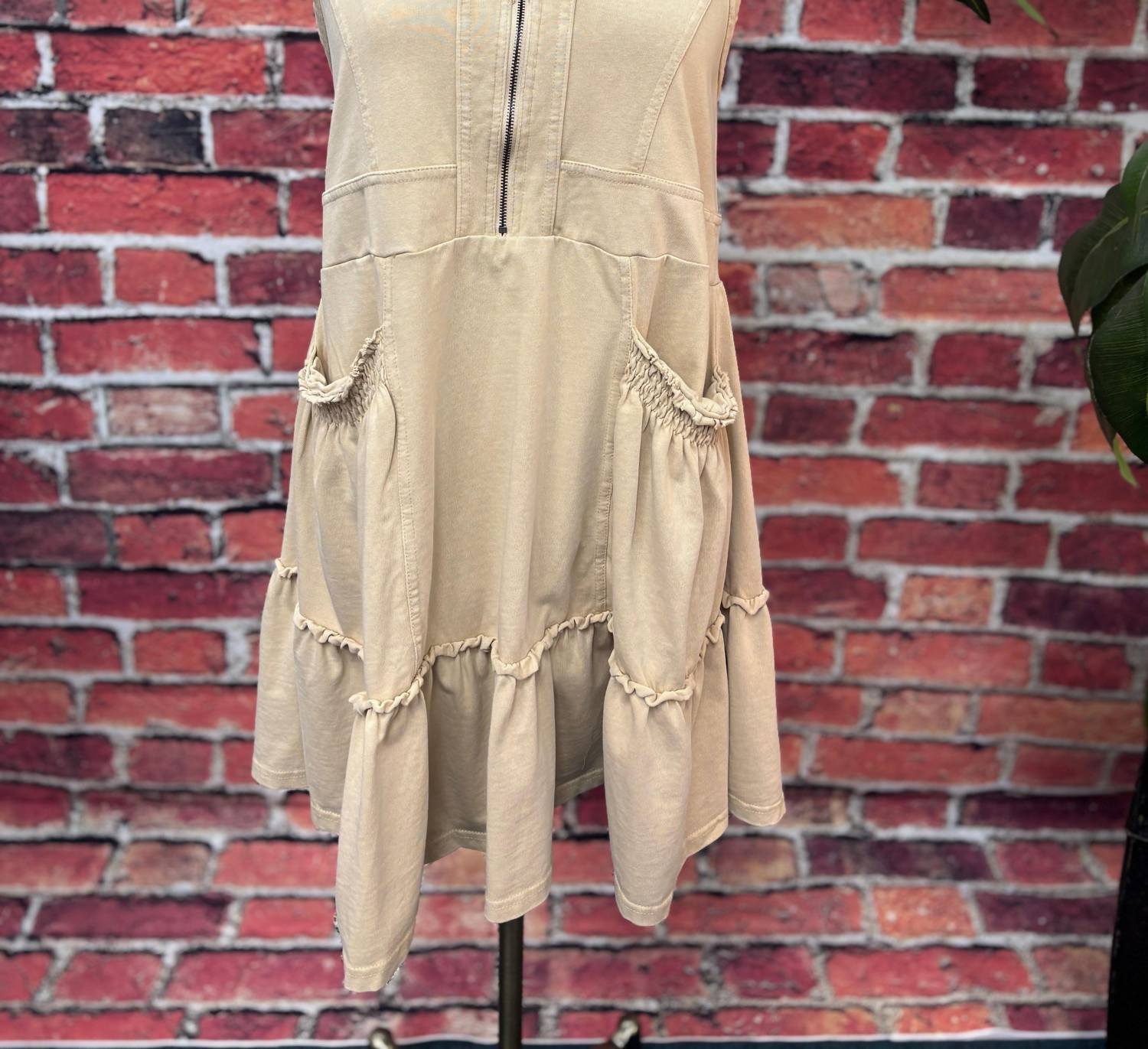 Carole Christian - Women's Washed Neutral Zip-front Tiered Tunic Dress