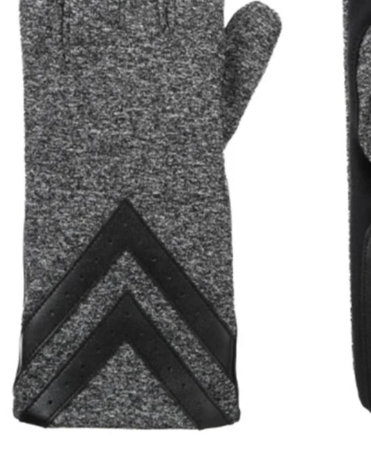 Isotoner - Women's Smartdri Chevron Gloves