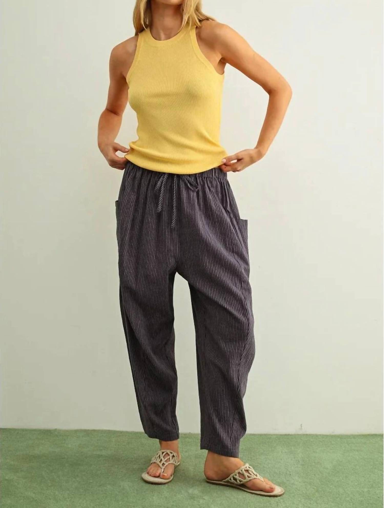 Miou Muse - PINSTRIPED LOOSE PANTS WITH POCKETS