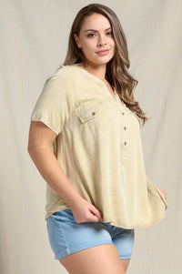 Doe And Rae - Mineral Washed Raglan Short Sleeve Over Sized Top - Plus