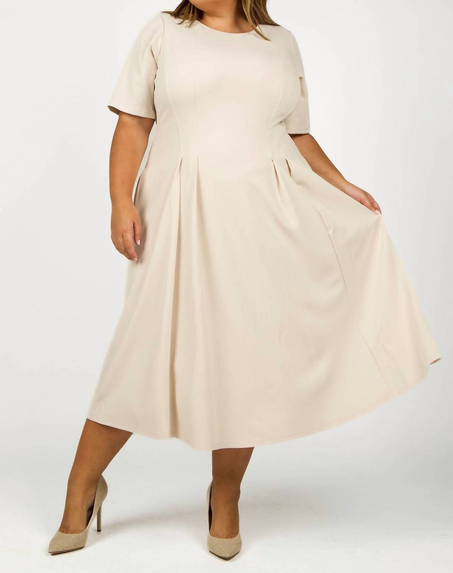 Maggy London - Scuba Midi Dress