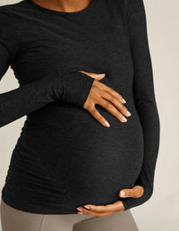 Beyond Yoga - Featherweight Count On Me Maternity Crew Pullover