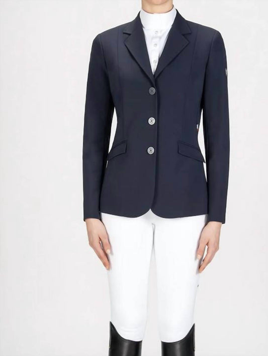 HAYLEY – HUNTER WOMEN’S SHOW COAT IN X-COOL EVO