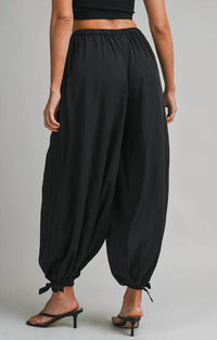 Mint Exclusives - Women's Balloon Pants