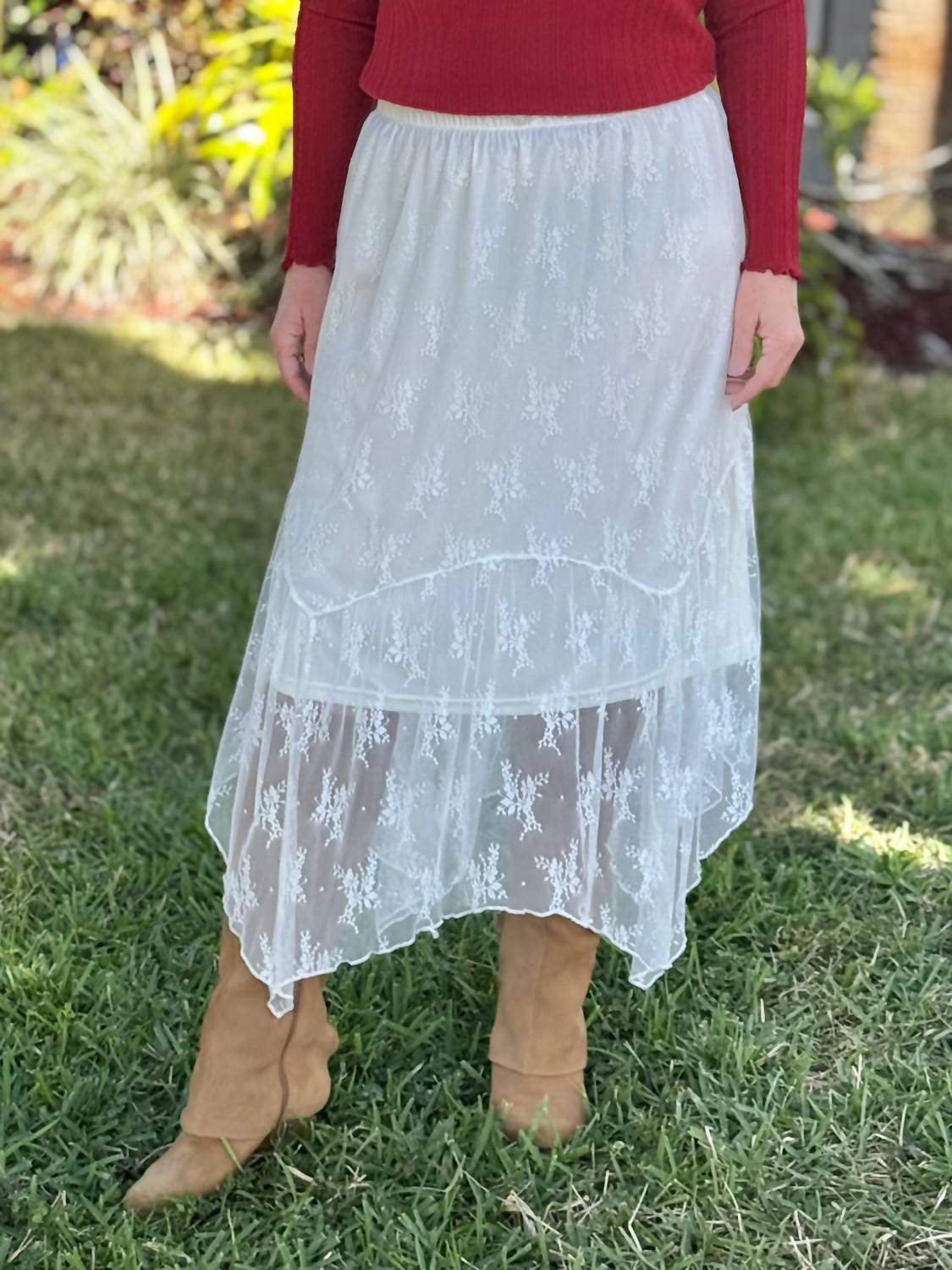 Southern Grace - Lovely In Lace Skirt