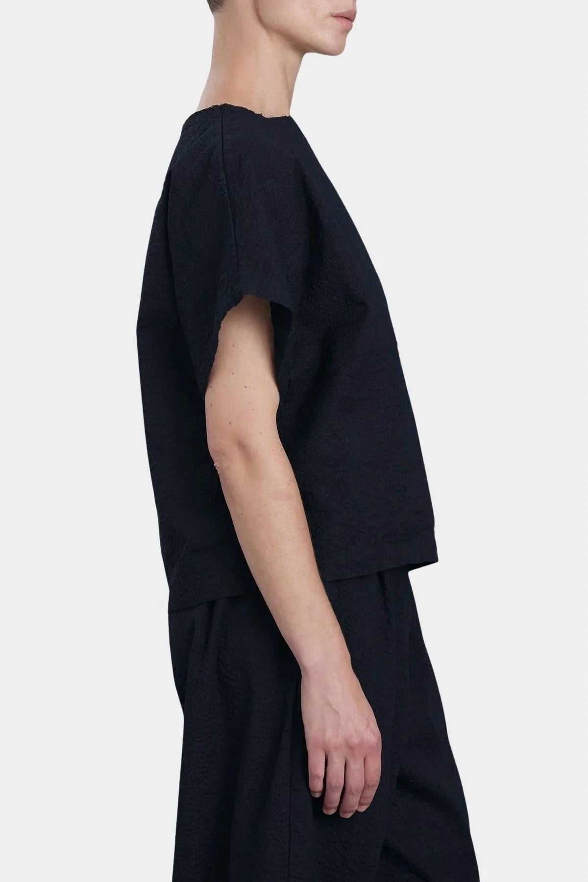 Black Crane - Boxed Top