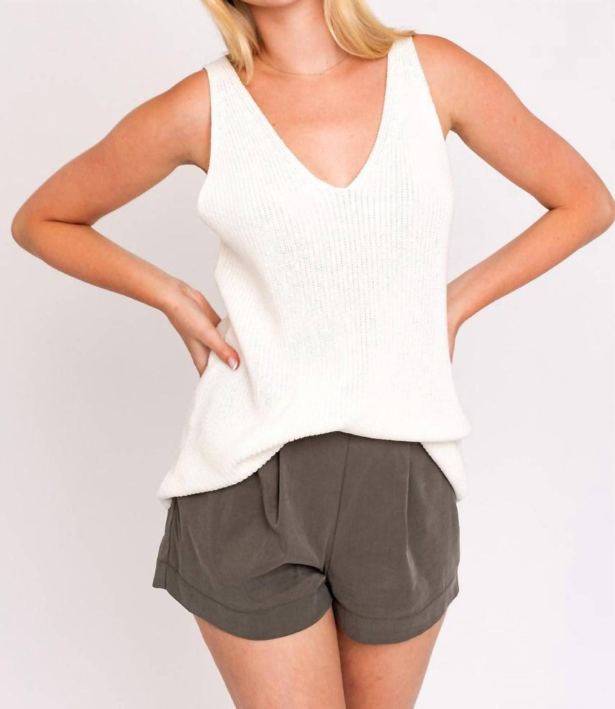 Blank - V-neck Sweater Tank