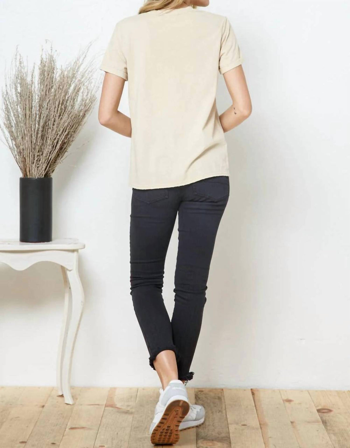 Blue B - Short Sleeve Graphic Tee