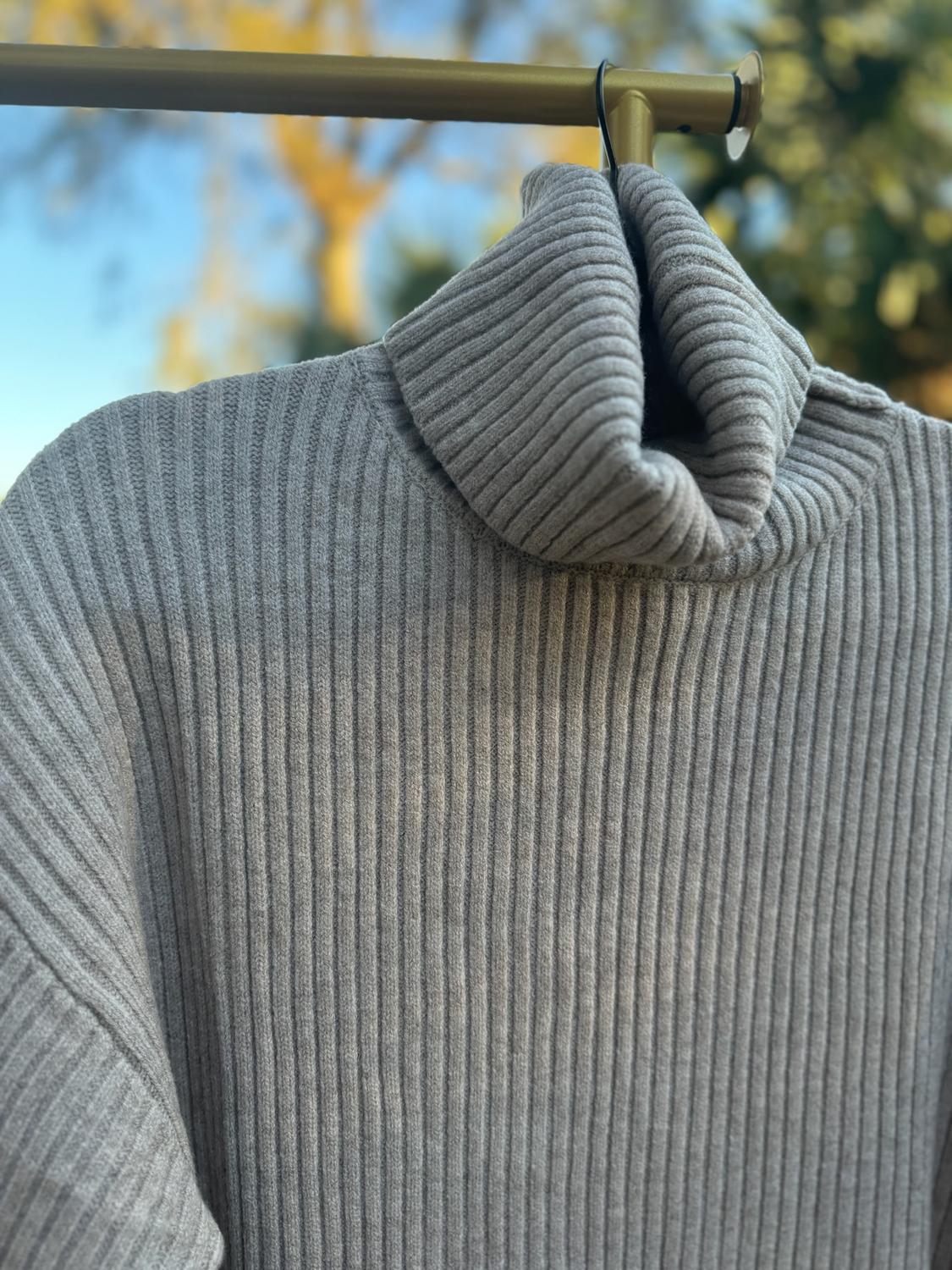 Bluivy - Women's Meadow Sweater - clothing - cowl - grey