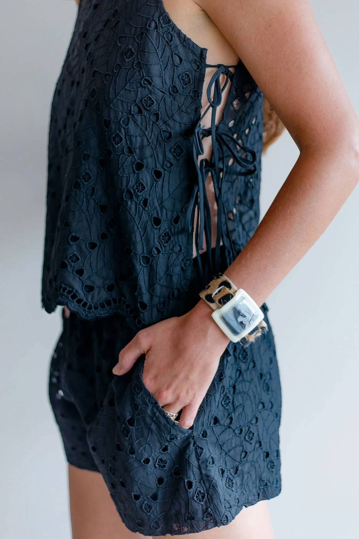 Bobi - Embroidered Eyelet Shorts